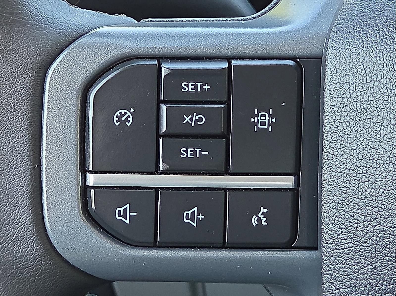 Used 2024 Ford F150 Lightning XLT AWD/4WD image 20