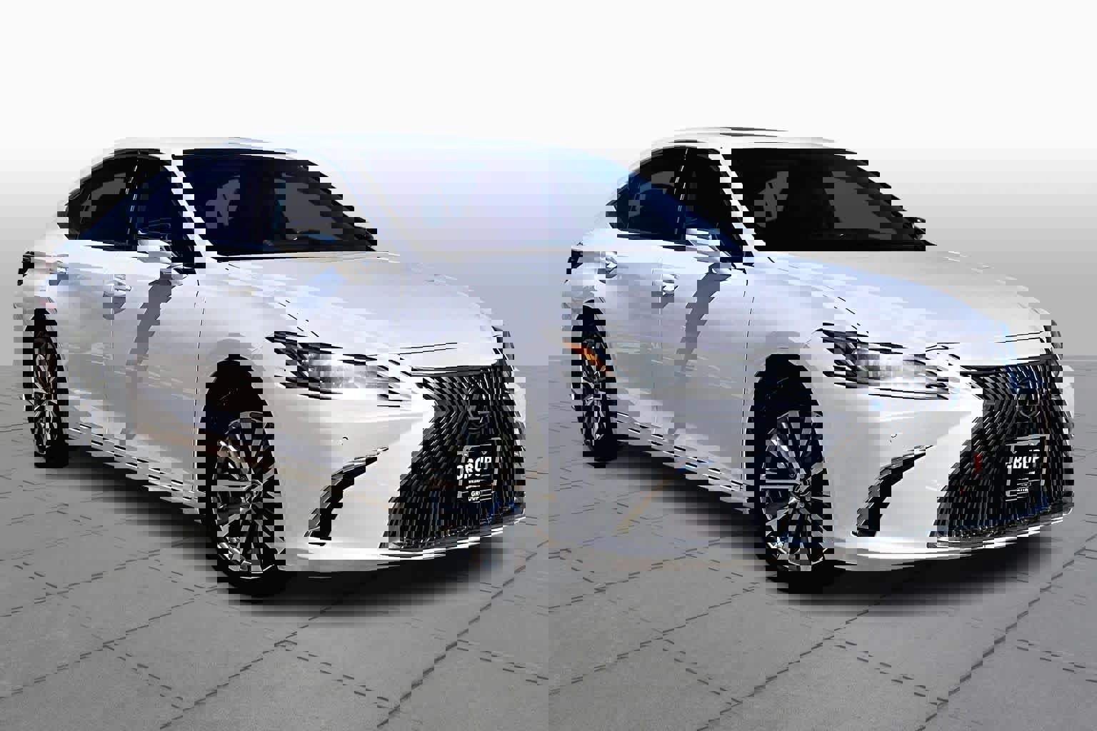 Used 2021 Lexus ES 350 w/ Premium Package image 3