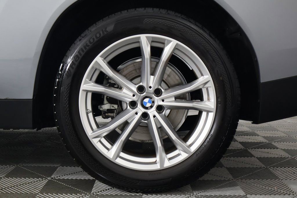 Used 2025 BMW X3 xDrive30i w/ Convenience Package image 16