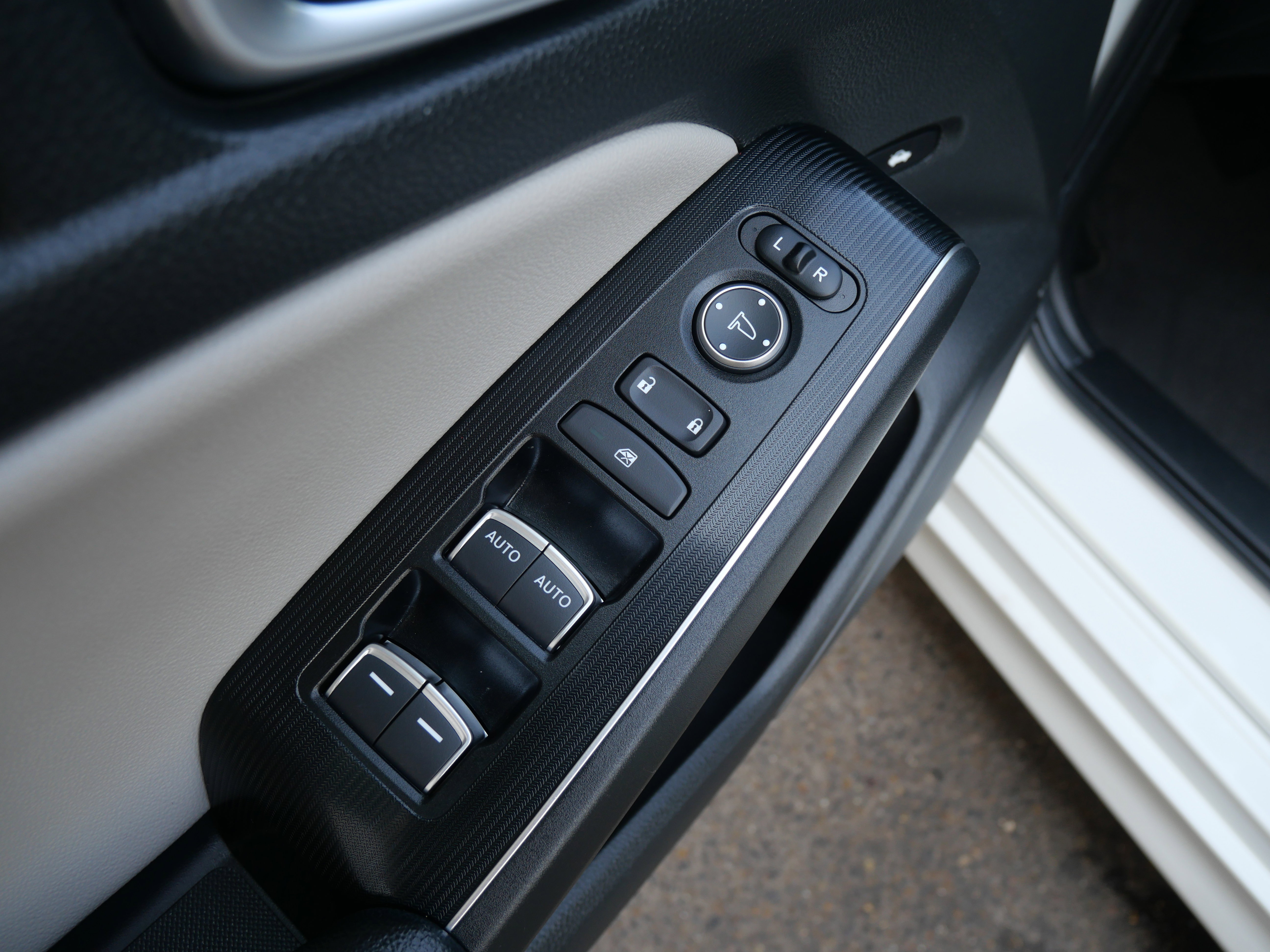 Used 2024 Honda Civic Touring image 17