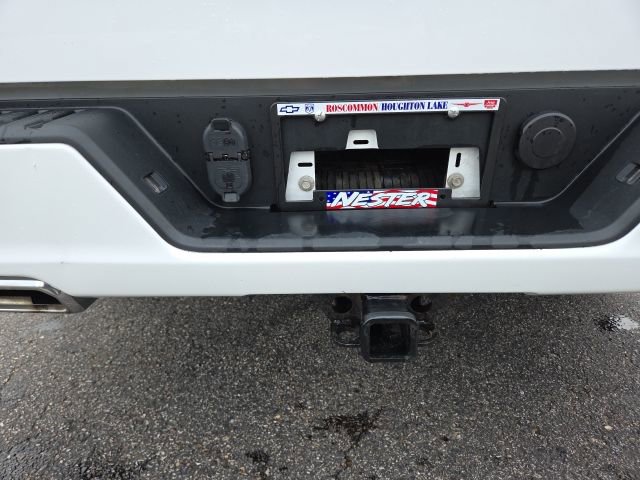 Used 2020 Chevrolet Silverado 1500 Custom w/ Custom Value Package image 21