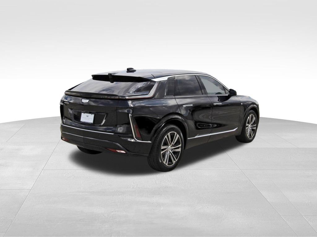 New 2027 Cadillac Lyriq Luxury RWD image 4