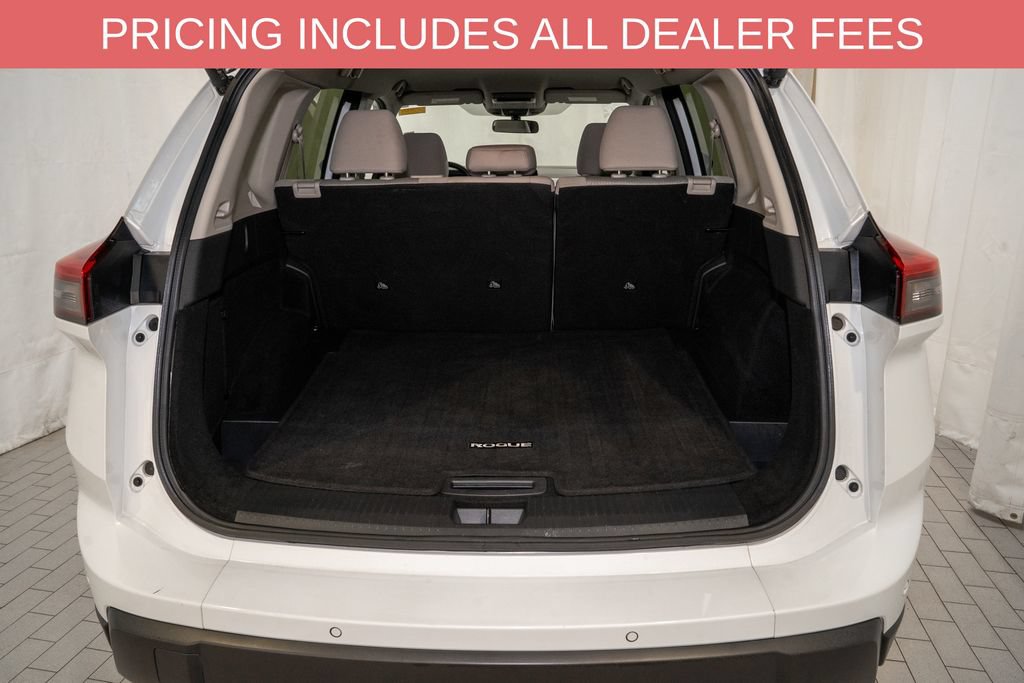 Used 2025 Nissan Rogue SV AWD/4WD image 5