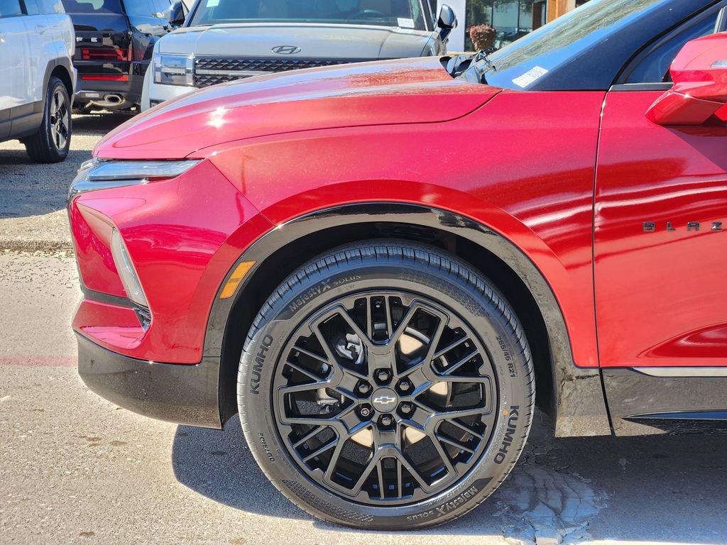 Used 2023 Chevrolet Blazer RS w/ Driver Confidence II Package image 9