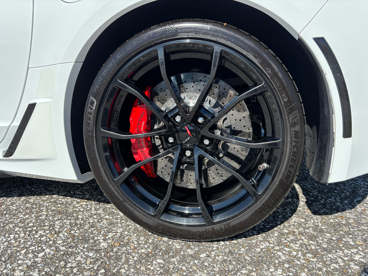 Used 2019 Chevrolet Corvette Grand Sport w/ Z07 Performance Package image 35