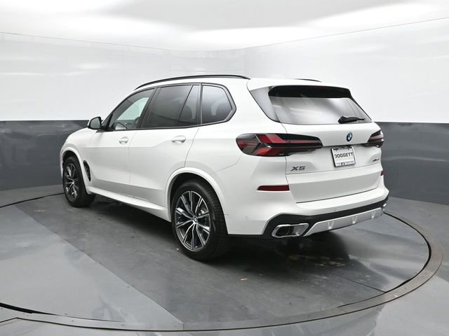 New 2026 BMW X5 sDrive40i image 5