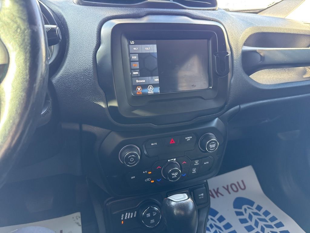 Used 2019 Jeep Renegade Trailhawk w/ Cold Weather Group II image 23