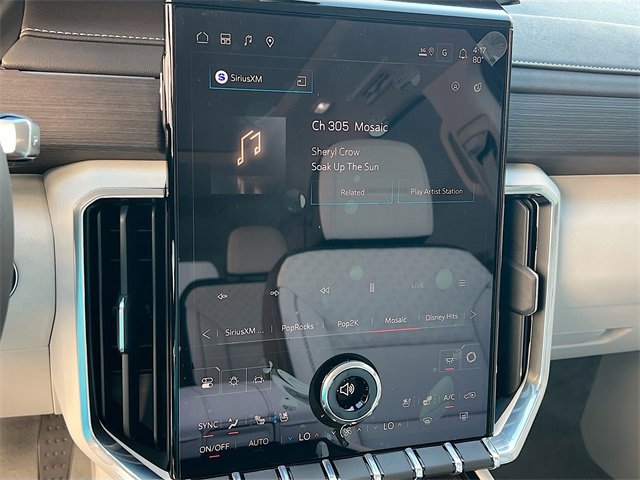 New 2026 GMC Acadia Denali w/ Super Cruise Package image 10