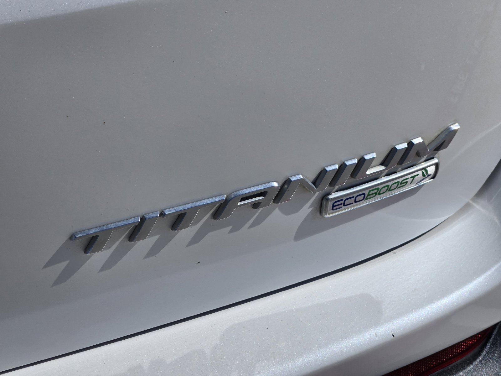 Used 2017 Ford Edge Titanium w/ Technology Package FWD image 14