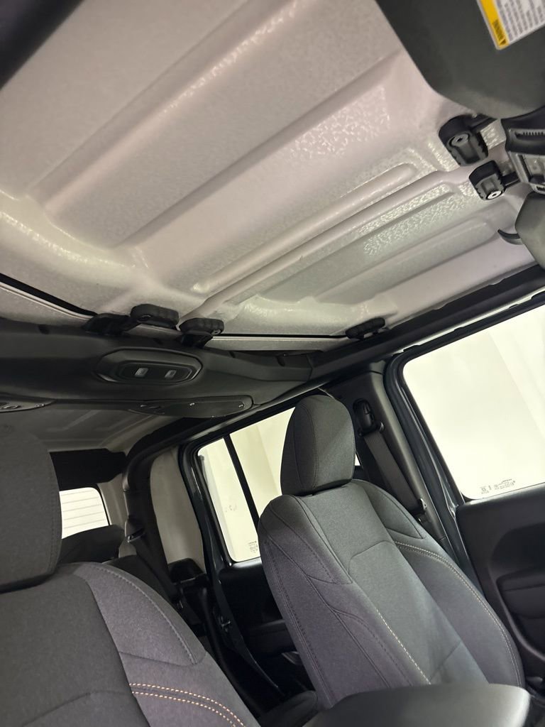 New 2026 Jeep Gladiator Willys AWD/4WD image 31