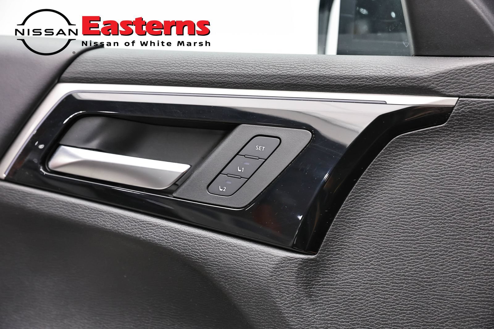 Used 2024 Mitsubishi Outlander SEL AWD/4WD image 19