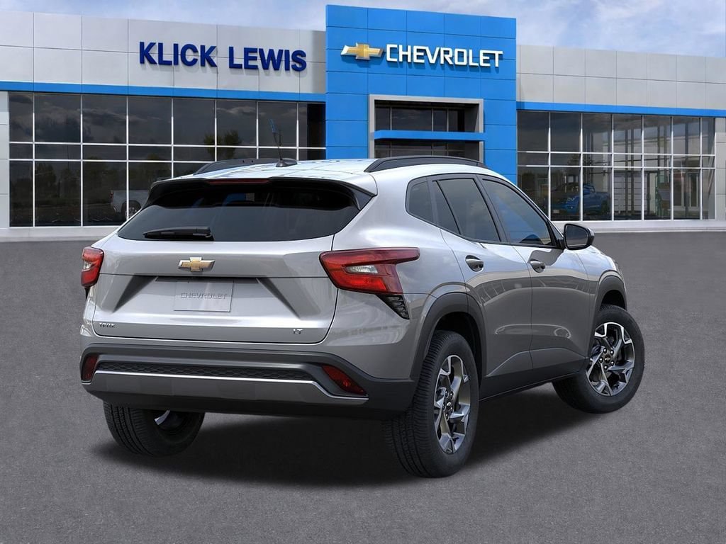 New 2026 Chevrolet Trax LT w/ LT Convenience Package FWD image 4