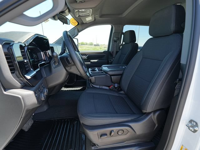 Used 2025 Chevrolet Silverado 2500 LT w/ Convenience Package AWD/4WD image 17