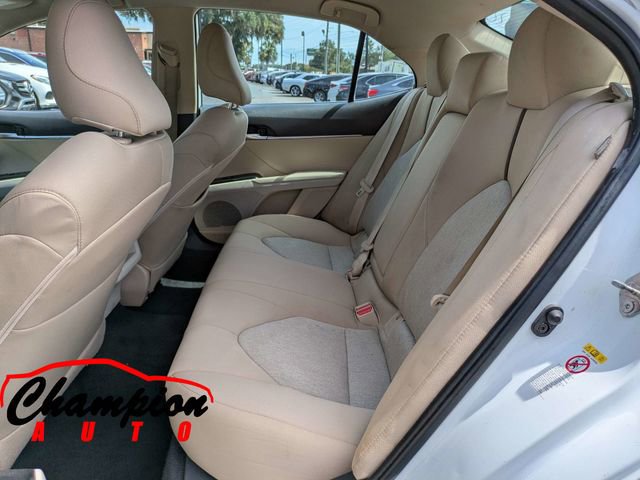 Used 2019 Toyota Camry LE image 16