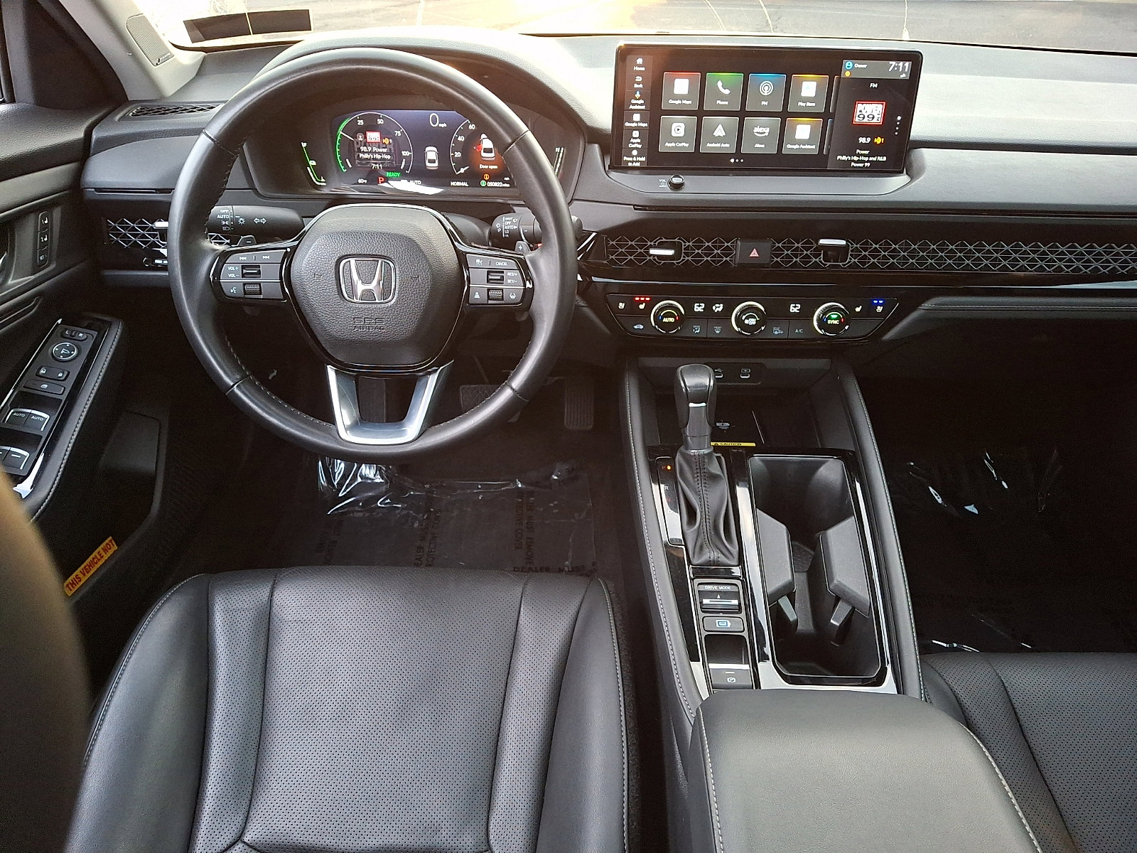Used 2023 Honda Accord Touring image 12