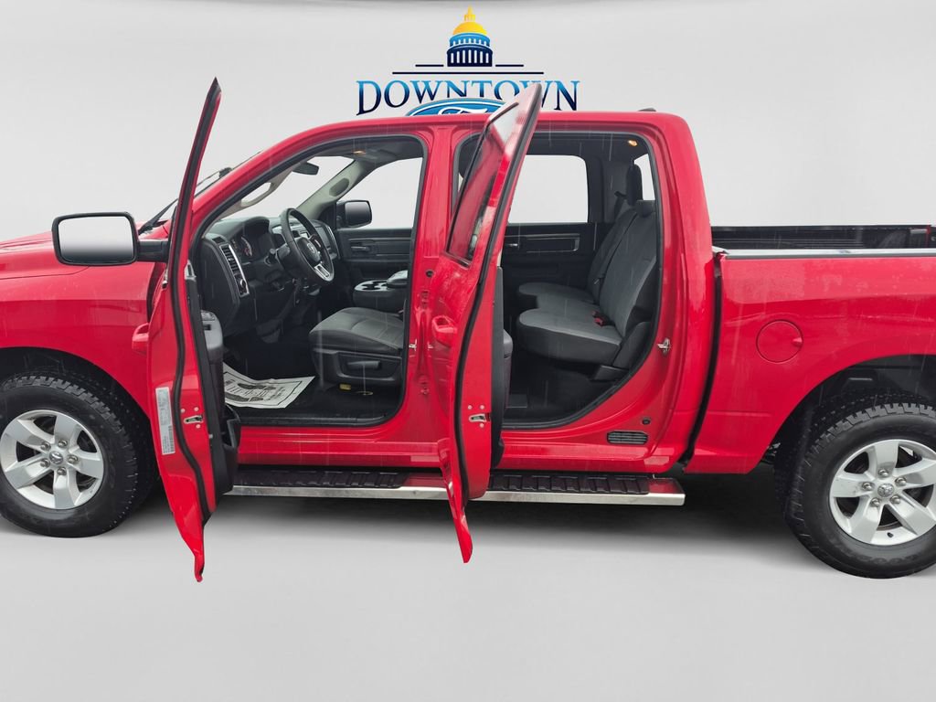 Used 2021 RAM 1500 Classic SLT AWD/4WD image 27