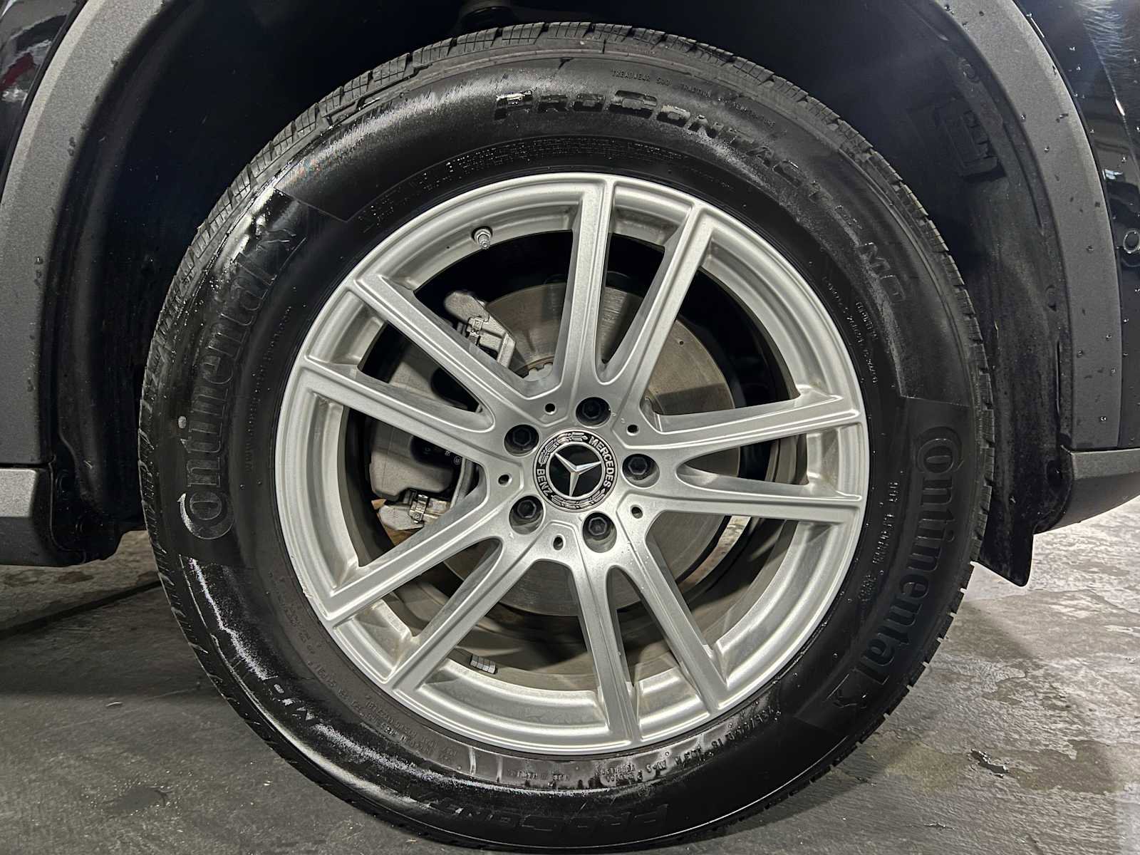 Certified 2025 Mercedes-Benz GLC 300 4MATIC image 9