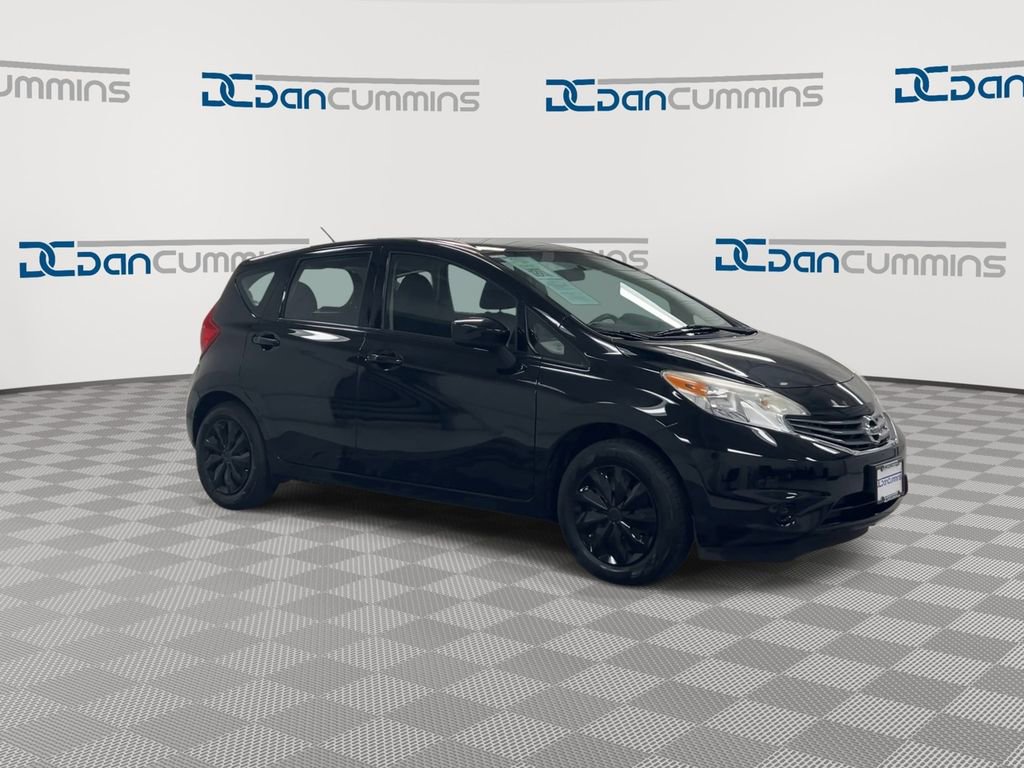 Used 2015 Nissan Versa Note SV FWD image 2