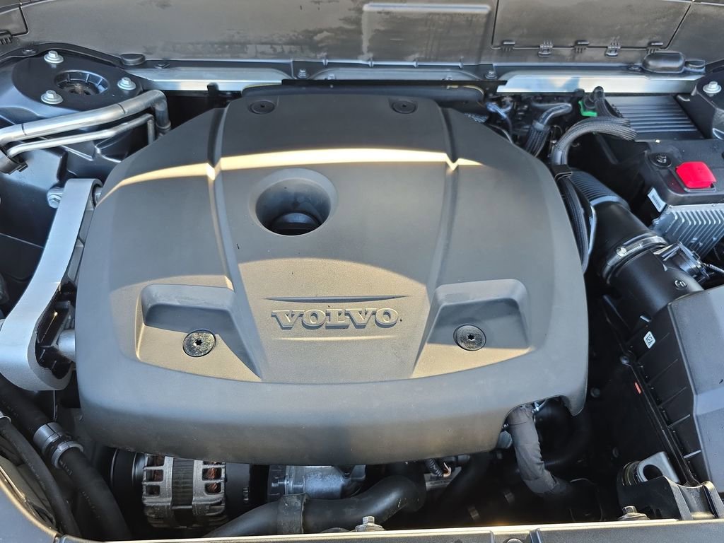 Used 2022 Volvo XC90 T5 Momentum w/ Advanced Package image 46