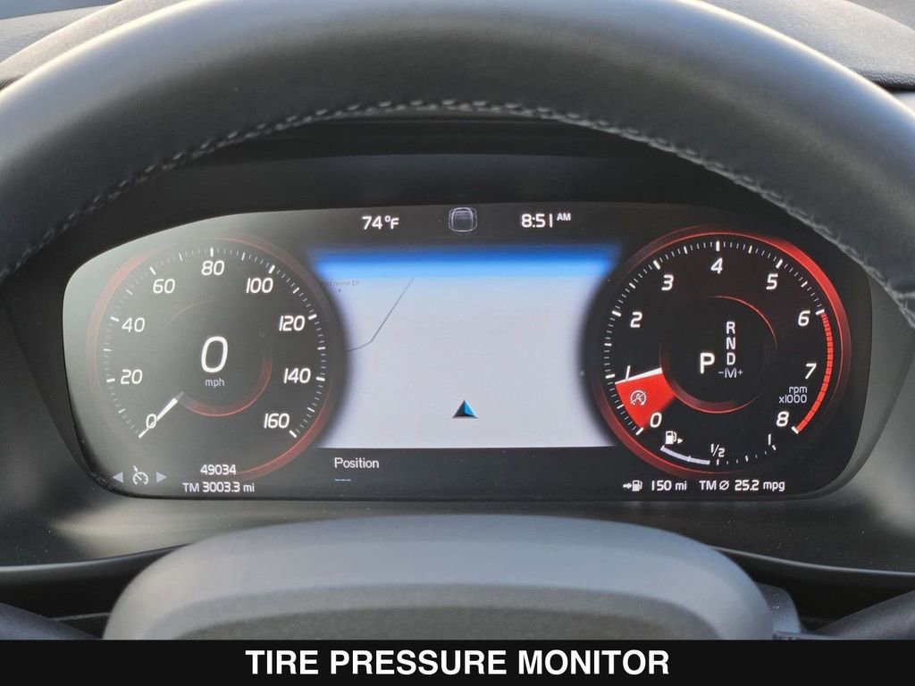 Used 2022 Volvo XC40 T5 R-Design w/ Climate Package image 25