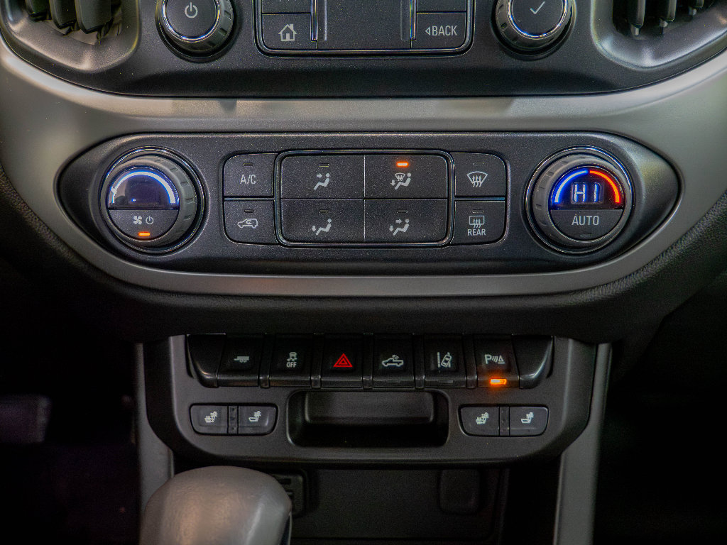 Used 2022 Chevrolet Colorado LT w/ Redline Special Edition image 27