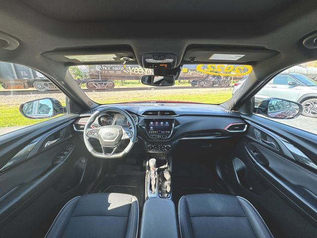 Used 2022 Chevrolet TrailBlazer RS w/ Sun and Liftgate Package AWD/4WD image 20