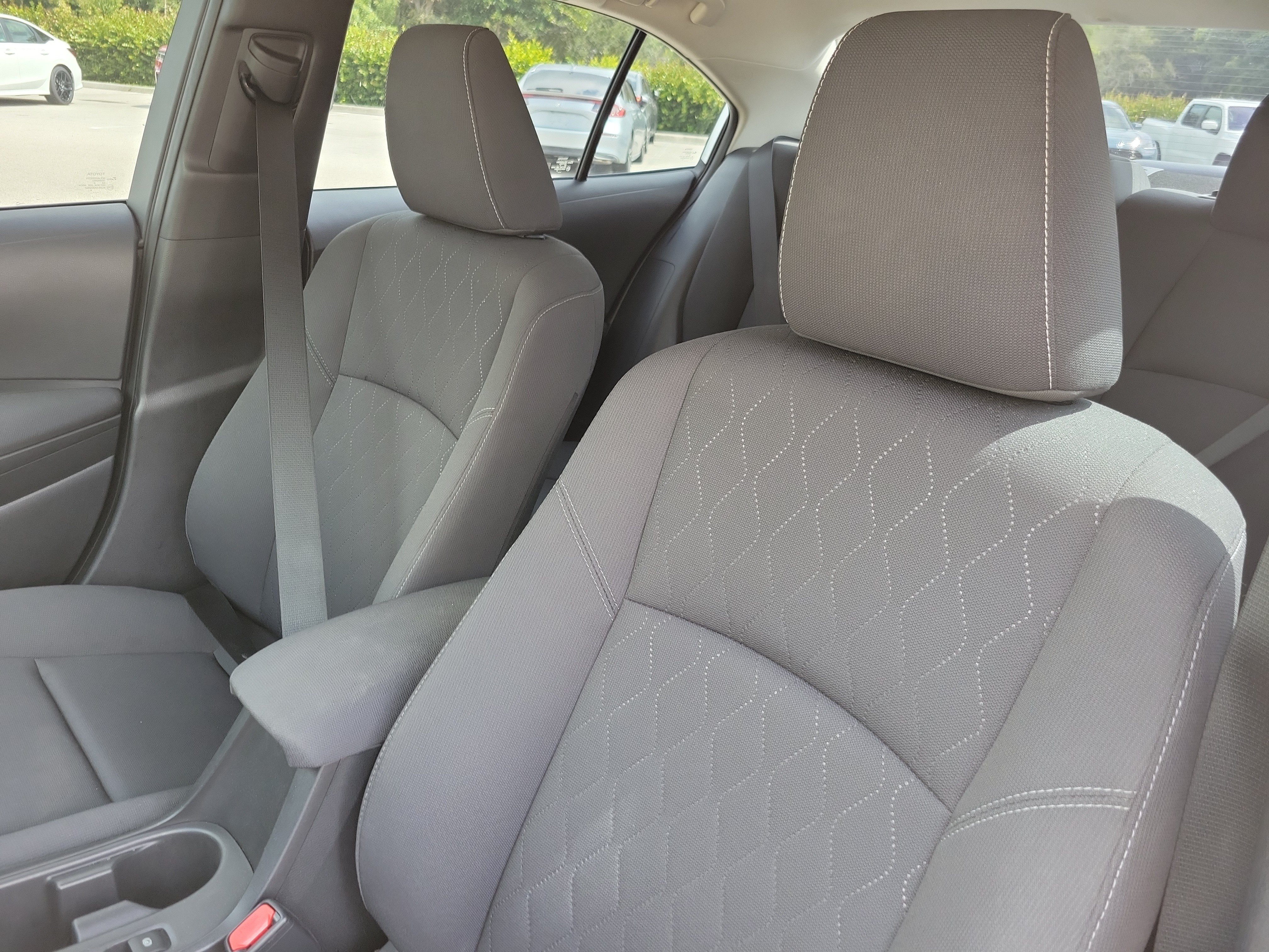 Used 2023 Toyota Corolla LE FWD image 28