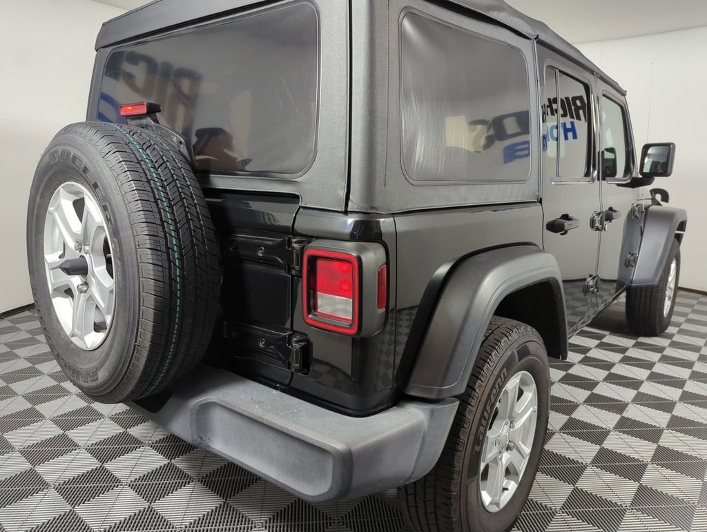 Used 2021 Jeep Wrangler Unlimited Sport AWD/4WD image 5