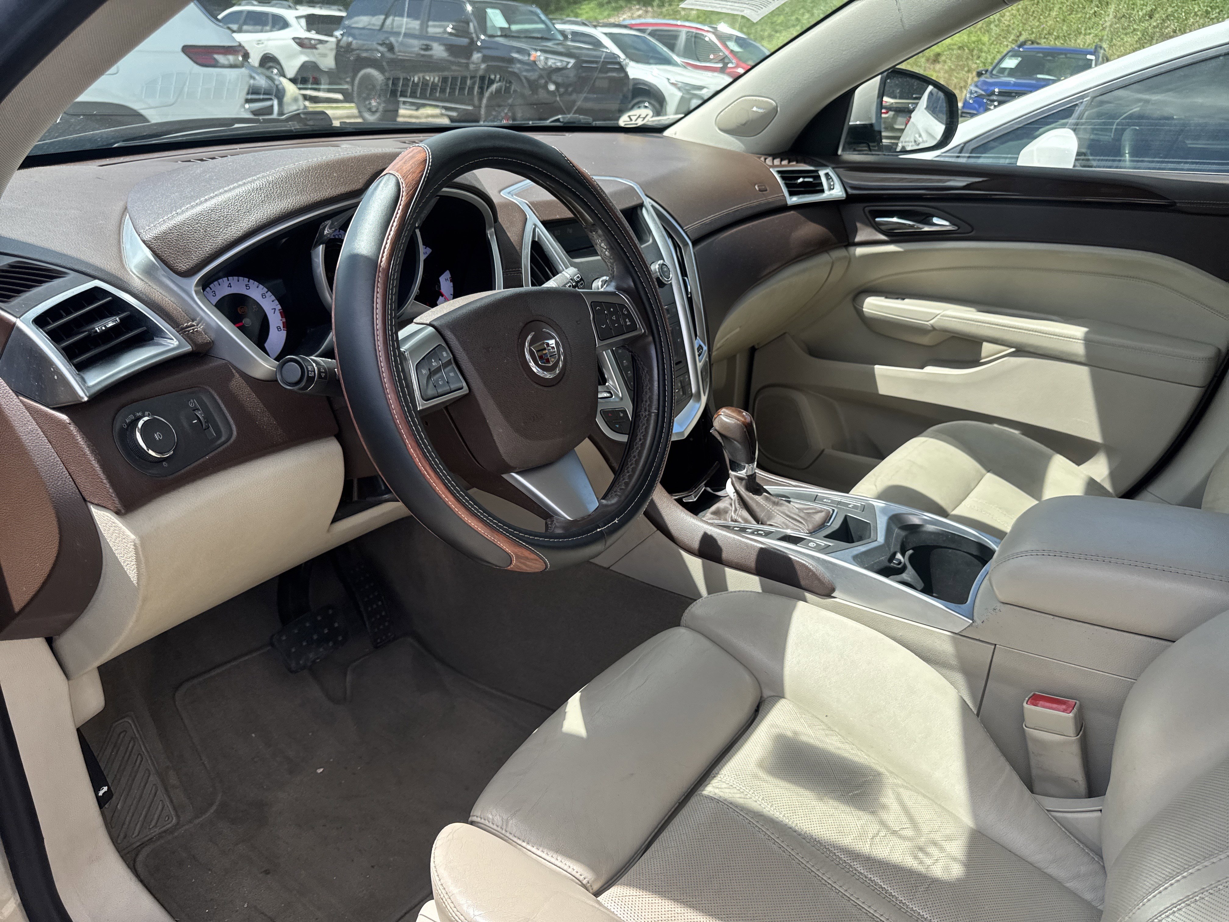 Used 2011 Cadillac SRX Performance FWD image 8