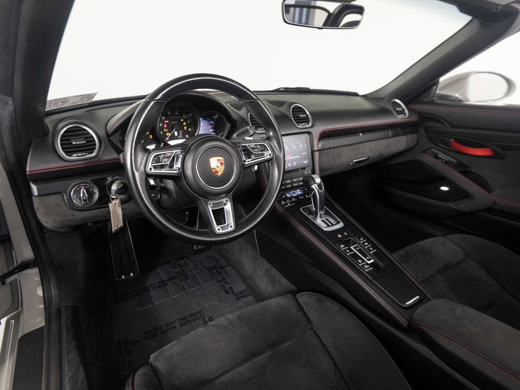 Certified 2021 Porsche 718 Boxster Spyder RWD image 16