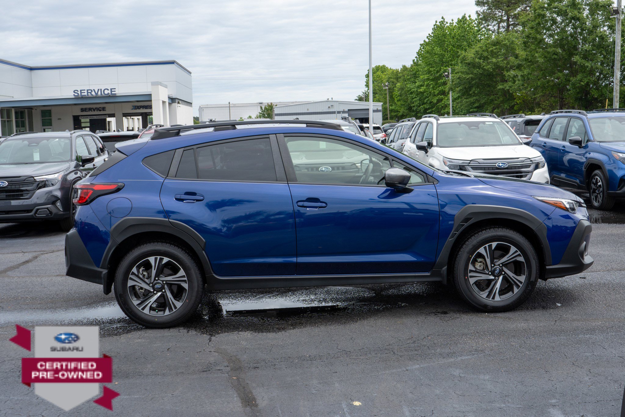 Used 2024 Subaru Crosstrek 2.0i Premium AWD/4WD image 2