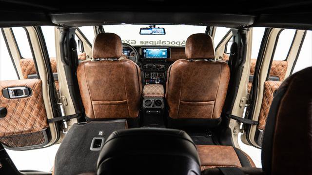 Used 2025 Jeep Gladiator Sport image 26