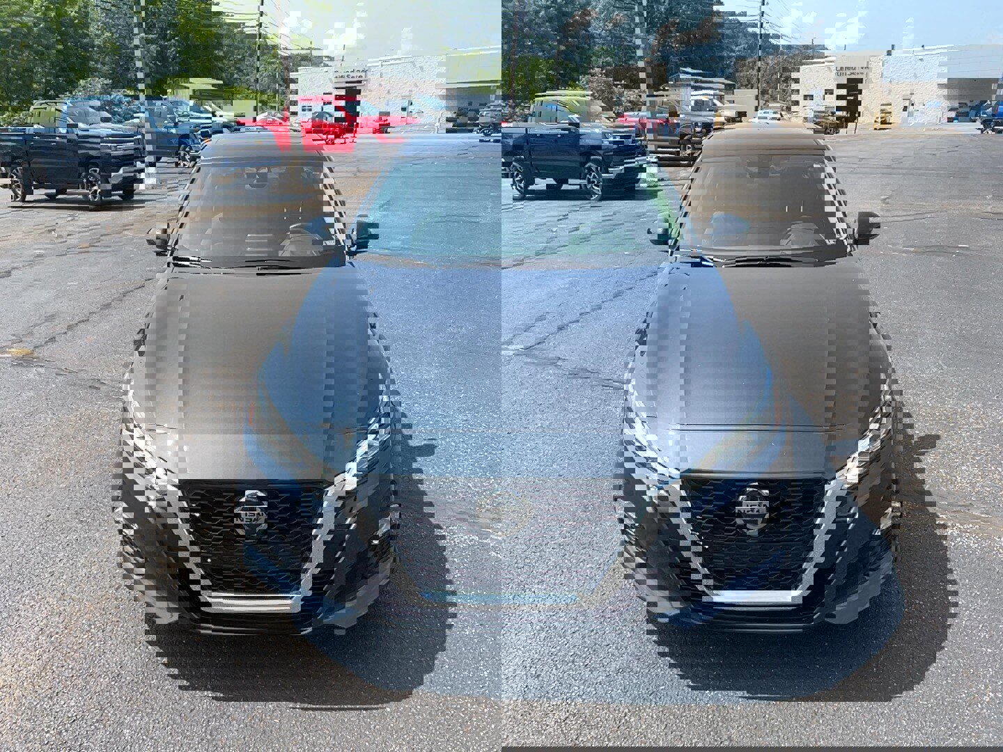 Used 2022 Nissan Altima 2.5 SV w/ SV Premium Package image 2