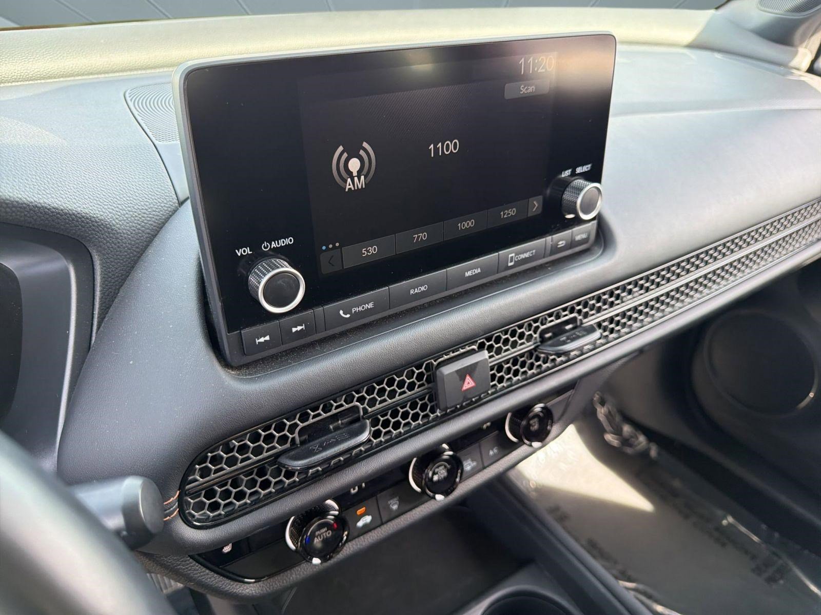 Used 2025 Honda HR-V Sport image 23