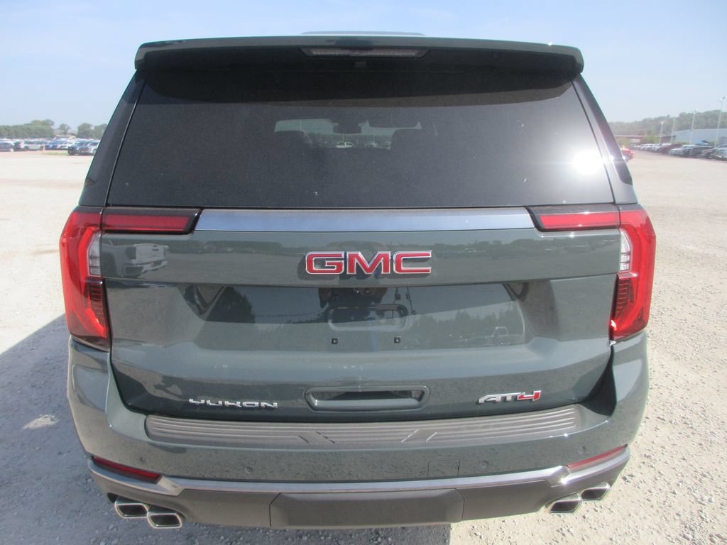 New 2026 GMC Yukon XL AT4 AWD/4WD image 5