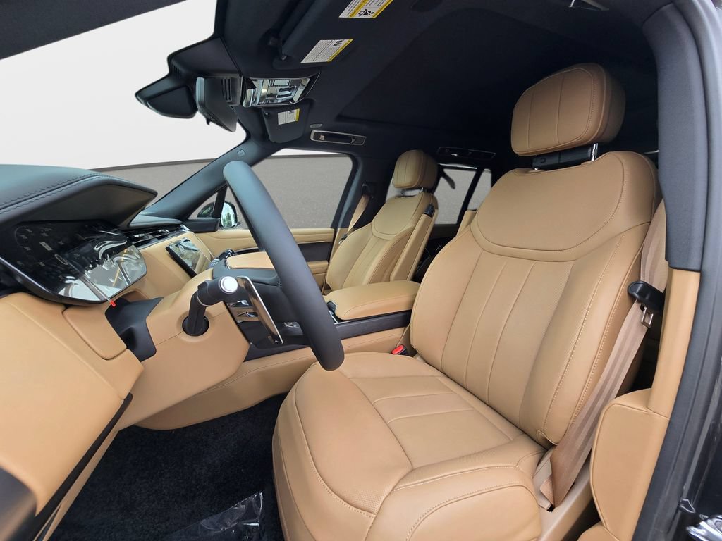 New 2026 Land Rover Range Rover Long Wheelbase SE AWD/4WD image 15