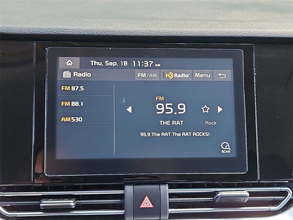 Certified 2022 Kia Niro LXS image 17