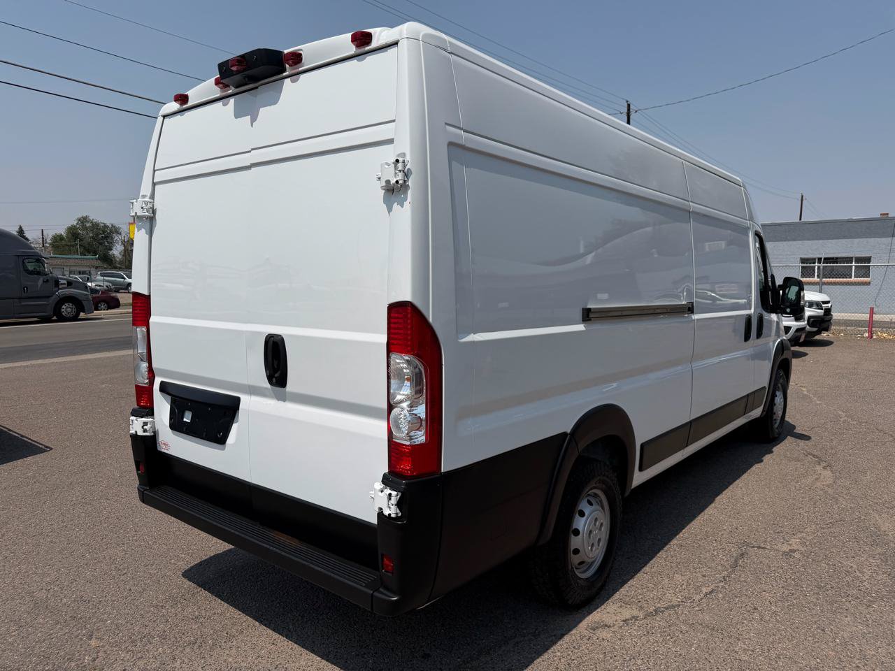 Used 2023 RAM ProMaster 3500 FWD image 9