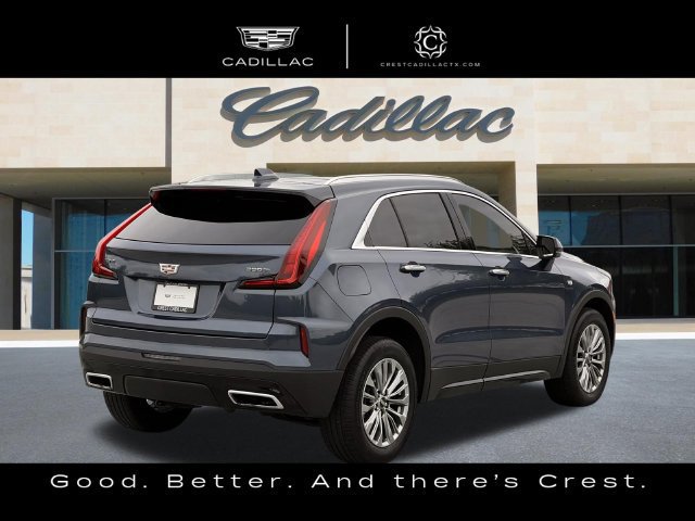 Used 2024 Cadillac XT4 Premium Luxury w/ Cold Weather Package FWD image 3