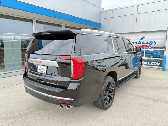 Used 2023 GMC Yukon XL Denali image 39