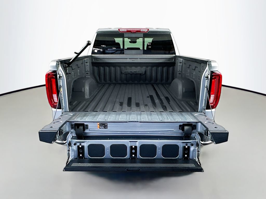 Used 2024 GMC Sierra 1500 AT4 w/ Technology Package AWD/4WD image 29