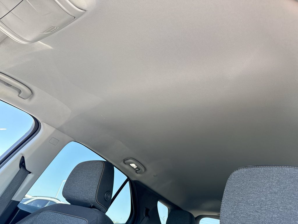 Used 2022 Chevrolet Equinox LT w/ LPO, Cargo Package FWD image 22