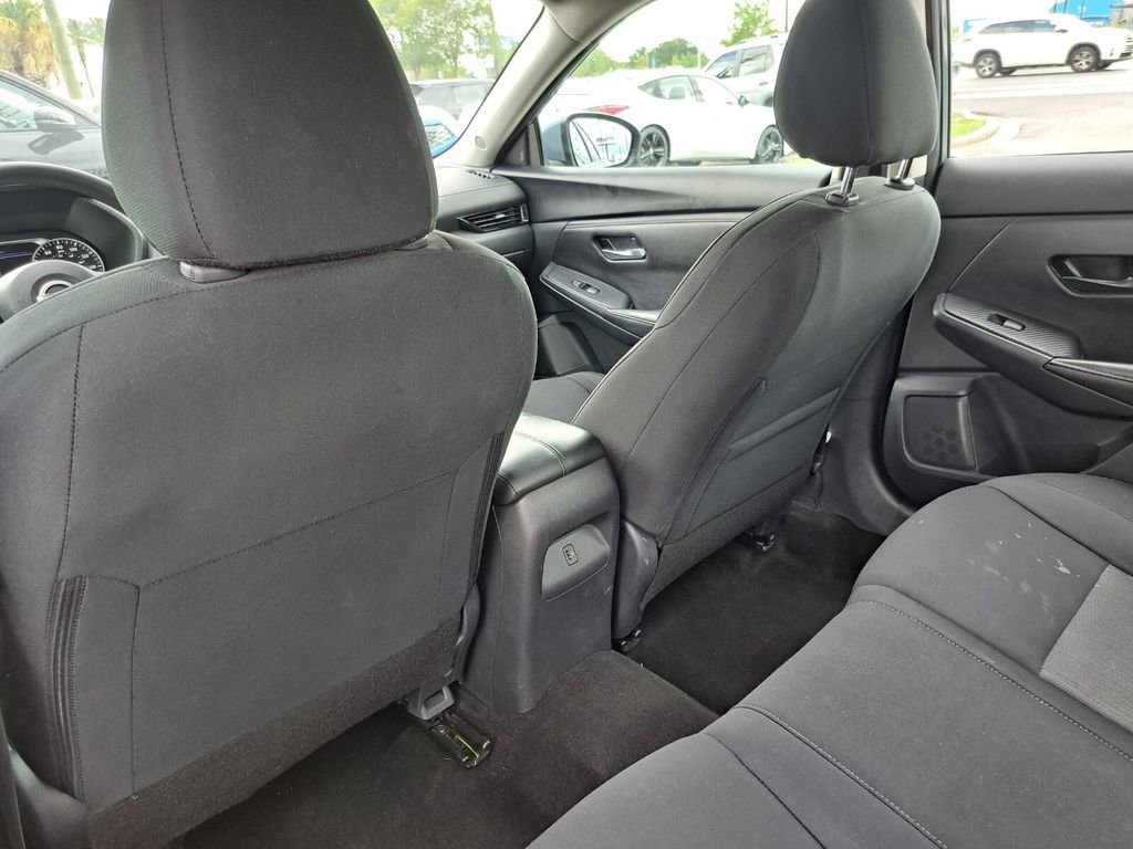 Used 2024 Nissan Sentra SV image 18