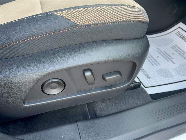 New 2026 Chevrolet Equinox ACTIV w/ Convenience Package III image 18