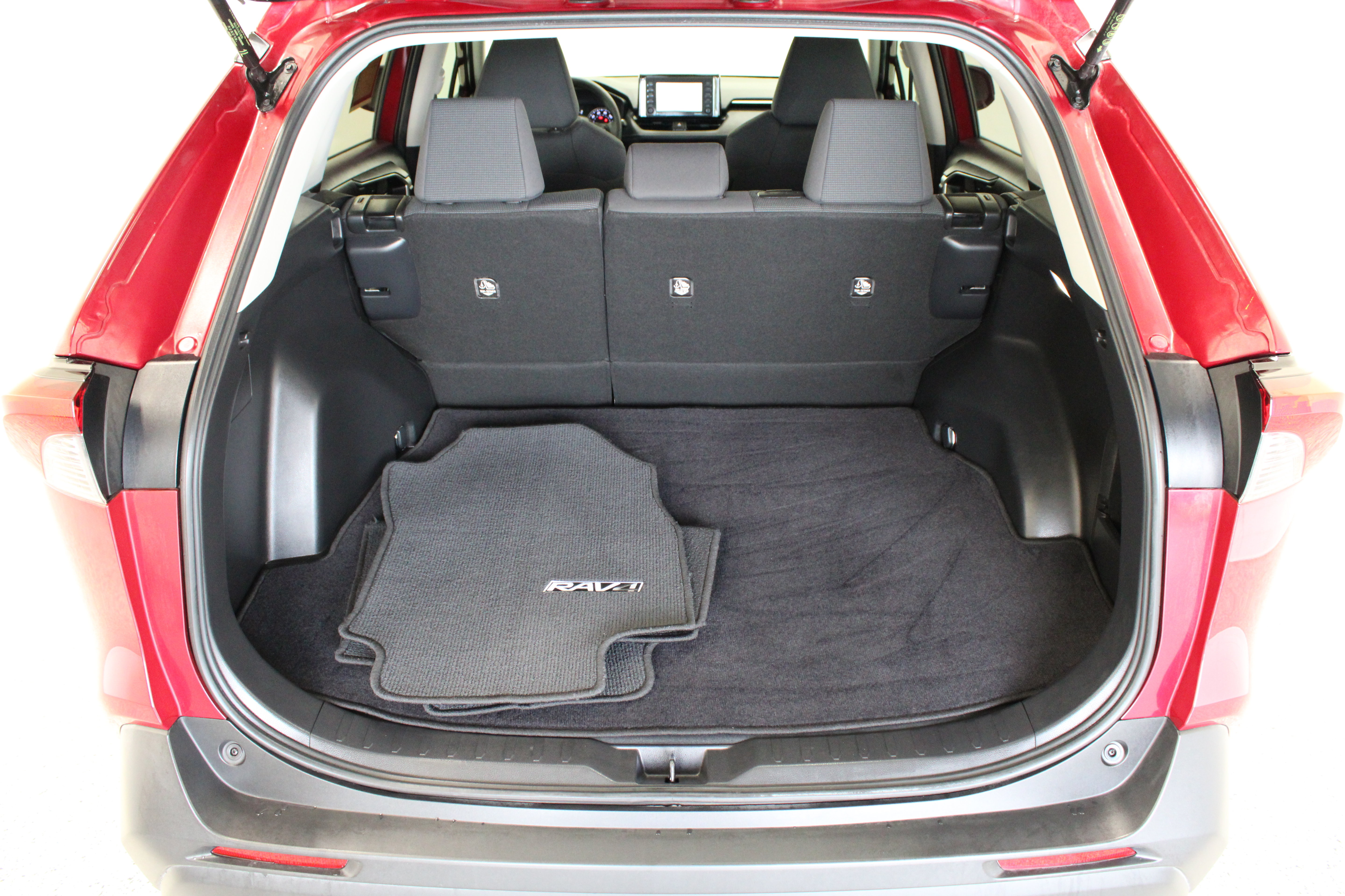 Used 2022 Toyota RAV4 LE AWD/4WD image 27