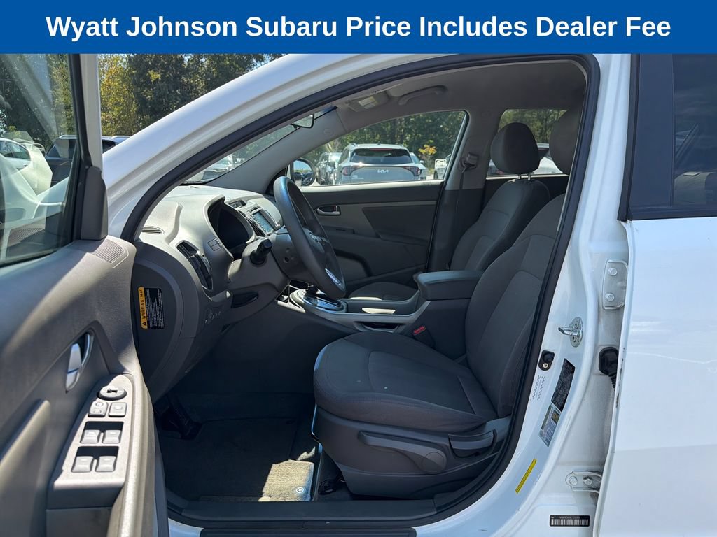 Used 2012 Kia Sportage LX w/ Navigation Pkg AWD/4WD image 19
