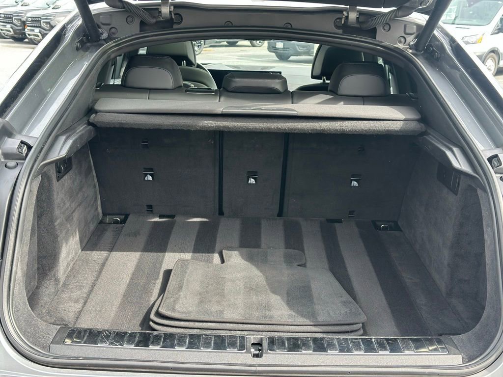 Certified 2025 BMW X6 xDrive40i image 6