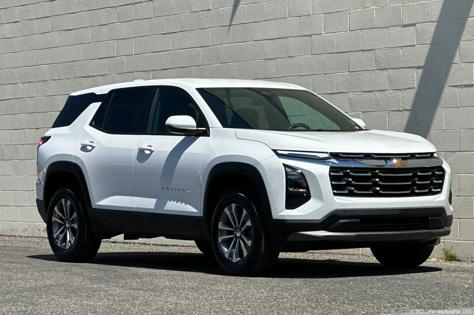 Certified 2026 Chevrolet Equinox LT FWD image 1