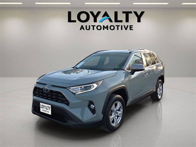 Used 2019 Toyota RAV4 XLE image 1