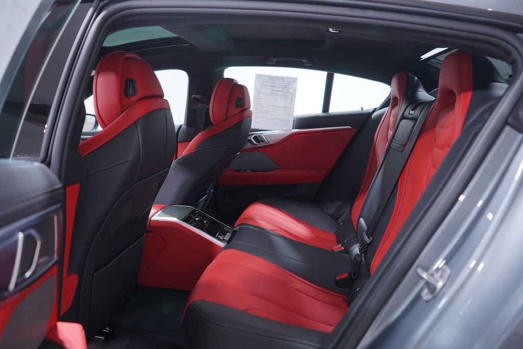 Used 2026 BMW 840i image 9